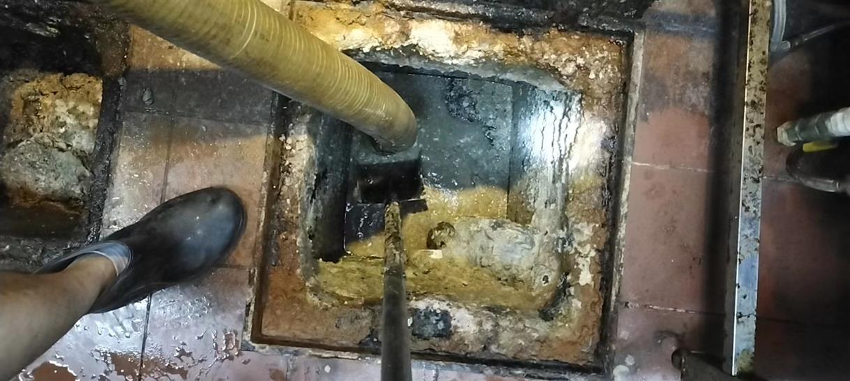 东阁镇污水池清理一般都有毒气,怎么预防中毒呢?